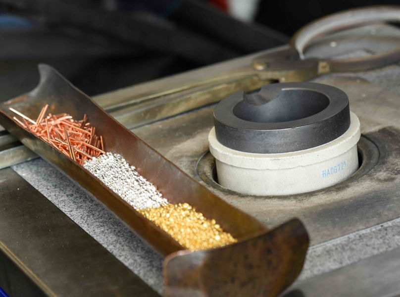 Meerdere kleuren goud