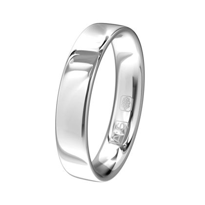 Model 105 is de tijdloze topper van Aller Spanninga! De licht bolle bovenzijde zorgt voor het klassieke accent en de binnenzijde is bol hetgeen zorgt voor minimaal contact met de huid en dus voor maximaal draagcomfort!